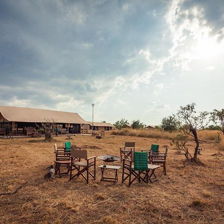 Gnu Mara River Camp Серенгети Екстериор снимка