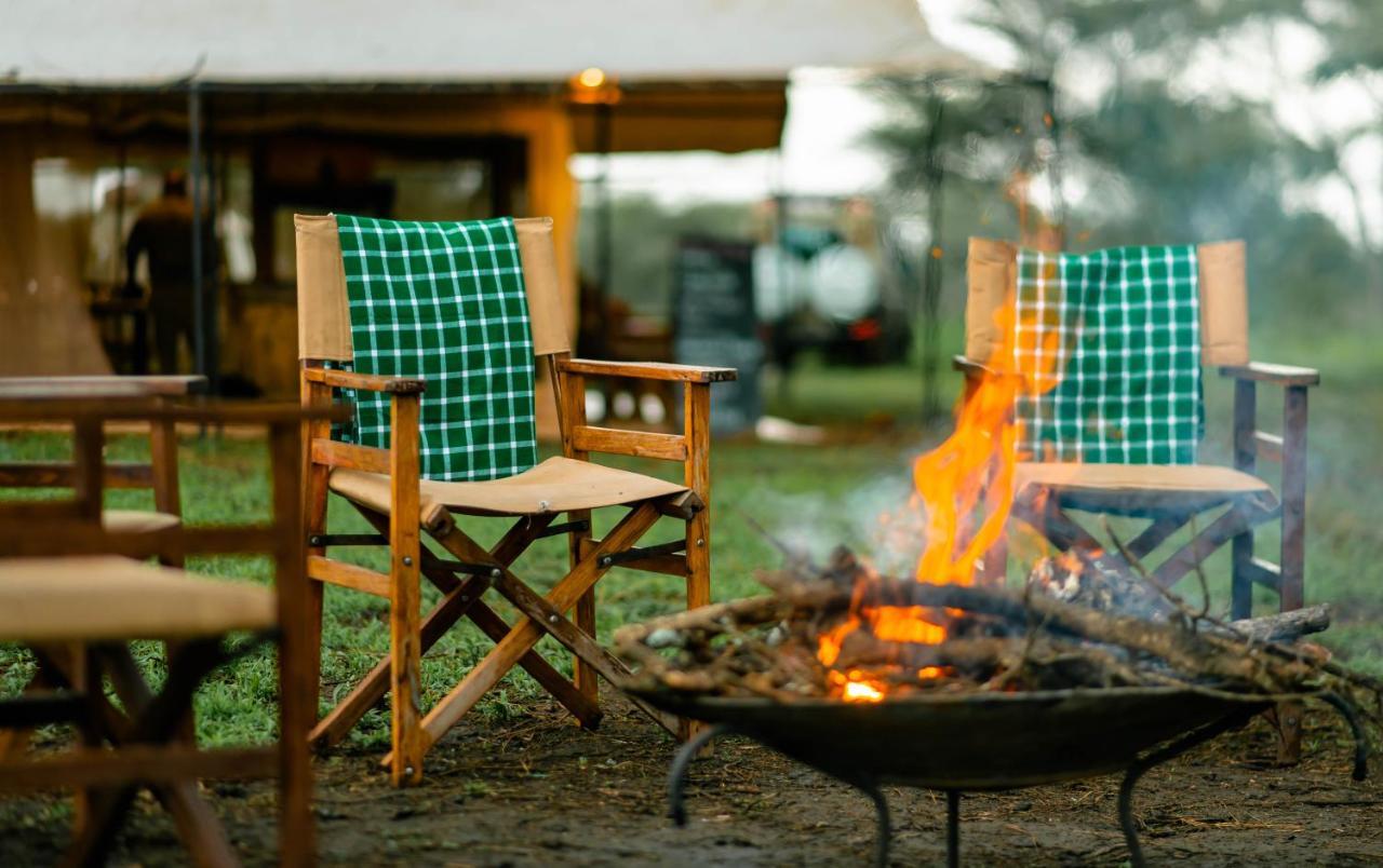 Gnu Mara River Camp Серенгети Екстериор снимка