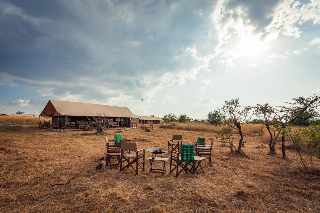 Gnu Mara River Camp Серенгети Екстериор снимка