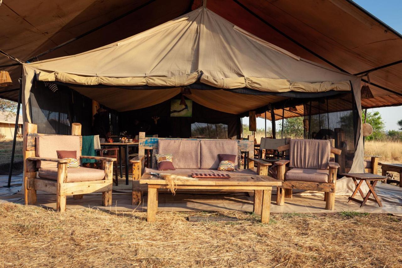 Gnu Mara River Camp Серенгети Екстериор снимка