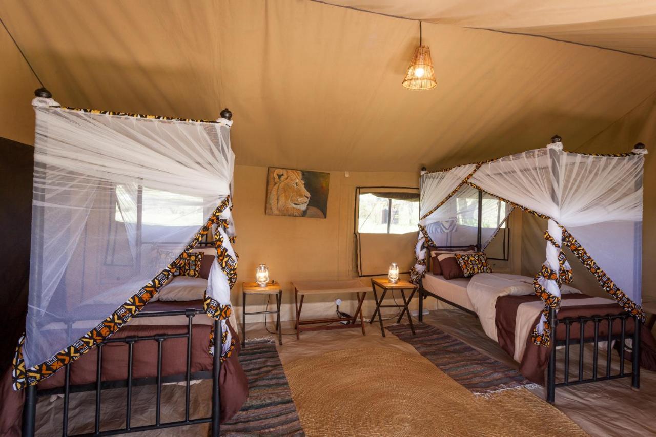 Gnu Mara River Camp Серенгети Екстериор снимка