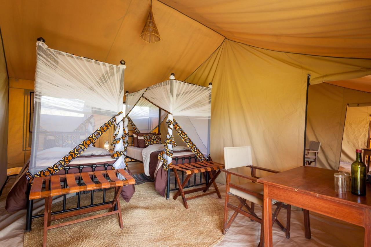 Gnu Mara River Camp Серенгети Екстериор снимка